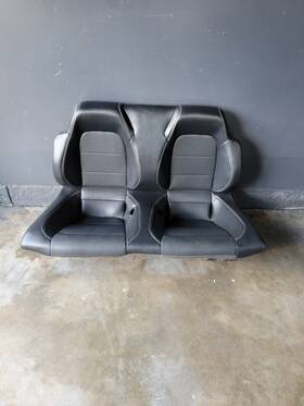 7663840 Ford Fr3z A Mustang Convertible 15-23 Oem Rear Lower And Upper Seat Black Leather
