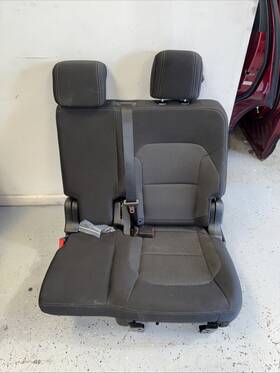 Jb5z-7863805-fa Ford 2016-2019 Explorer Xlt Rear 2nd Row Driver Left Seat Black Cloth