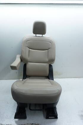 Lb5bs00048 Ford 2020-2024 Explorer Oem Left Rear Second Row Seat Heated