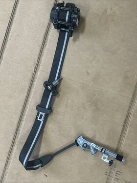 Pr3b-c612d64 Ford 2024-2025 Mustang Gt S650 Front Passenger Seat Belt Retractor Right Rh Oem