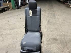 202-12699b Ford Truck 2023 F350sd Medium Gray Cloth Center Front Seat