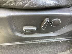 203.fd8518 Ford Truck F150 2018 Front Seat Track 764540