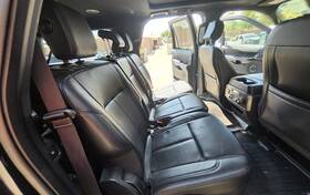 215.fd8e18 Ford Truck Expediton 2018 Seat Rear 1674414