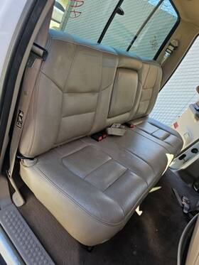 215.fd8n01 Ford Truck 01-07 F350 Super Duty F250 Used Rear Crew Cab 8h Leather Bench Seat