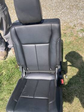 220.fd8620 Ford Truck 2018 2019 2020 2021 2022 2023 Expedition 3rd Row Left Black Leather Seat 220.fd8620 Ford Truck 2018 2019 2020 2021 2022 2023 Expedition 3rd Row Left Black Leather Seat