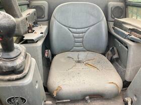 242629 Gehl V330 Seat - Used P/n
