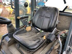 270047 Gehl 540 Seat - Used P/n