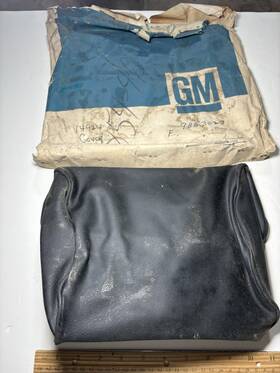 9883027 General Motors Gm 1970-1972 Chevy And Olds Front Seat Head Restraint Cover - Black #9883027 9883027 General Motors Gm 1970-1972 Chevy And Olds Front Seat Head Restraint Cover - Black #9883027