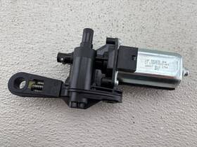 8908650 Genesis 2017 - 2019 G90 Front Left Driver Seat Lower Track Frame Motor Oem