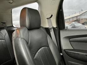 215.gm9a11 Gmc Truck Acadia 2010 2011 Driver Left Rear Bucket Seat Black Leather Second Row 833080