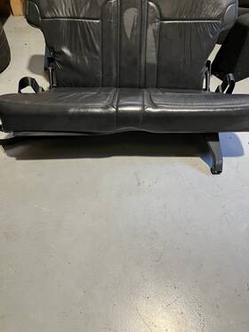 215.gm9t93 Gmc Truck 93 Typhoon Complete Rear Seat Assembly Charcoal Leather