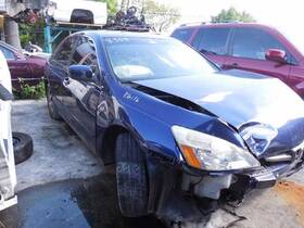 206.ho1m05 Honda Accord 2005 Headrest 487154