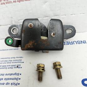82220-sm4-a01 Honda 90-97 Accord Driver Left Rear Seat Latch With Bolts Oem