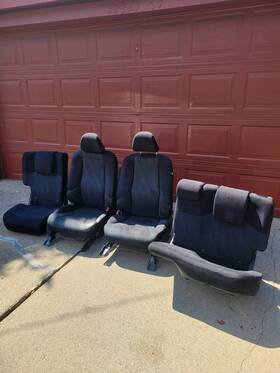 Nmaoq3e7cvo Honda Fit 2011 Front And Rear Seats