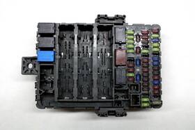 T0a0-a004 Honda 2015 Cr-v Exl Fuse Relay Box Junction Oem 15 16