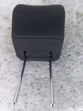 206.hy1g11 Hyundai Genesis 2011 Headrest 2447059
