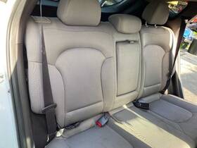 215.hy1214 Hyundai Tucson 2014 Seat Rear 542920