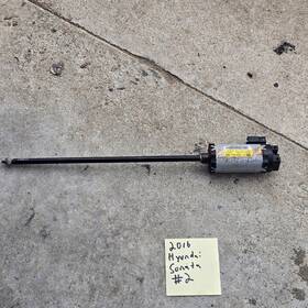 88581c1100 Hyundai 2016 Sonata Front Left Driver Seat Slide Adjuster Motor