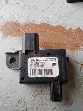 88952-1r500 Hyundai 2011-2014 Accent Passenger Seat Occupant Sensor Module