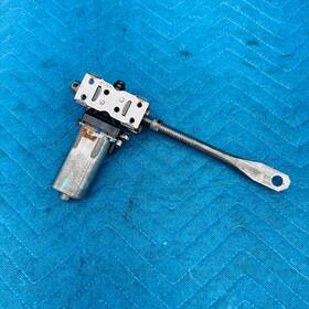 984688102 Infiniti 2011 2019 M56 M37 Q70 Left Steering Column Adjustment Motor Oem 996507l