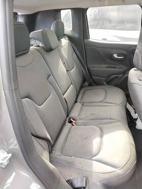 215.am8121 Jeep Renegade 2021 Seat Rear 3072856