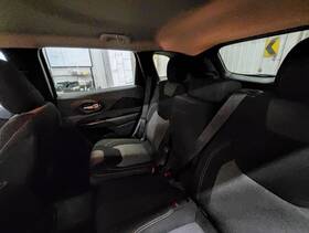 215.am8214 Jeep Cherokee 2014 Seat Rear 3181629