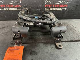 4856471 Jeep 03-04 Grand Cherokee Front Power Driver Left 6 Way Seat Track With Motors