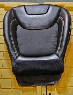 6ss90rb5ab Jeep 2019-2022 Cherokee Front Right Passenger Side Lower Seat Cushion Pad Oem