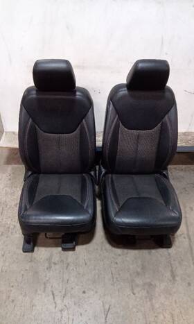 202-03114cl Jeep/plymouth Truck Jk Wrangler Oem 2 Door Black Leather Front Seat Pair 2011-2017 155979
