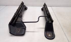 203.ch9211 Jeep/plymouth Truck Jk Wrangler Oem 4 Door Driver Front Seat Riser Bracket 2011-2018 148451