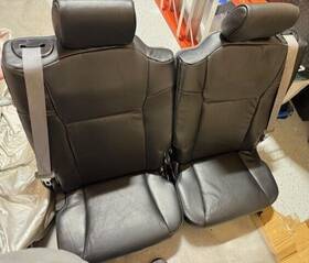 220.ch9707 Jeep/plymouth Truck 06 07 08 09 10 Commander Third Row Seat Black Leather