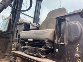 At60621 John Deere 644c Seat - Used P/n