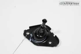 200920 Kia 2019-2021 Forte Rear Left Side Second 2nd Row Seat Pivot Bracket Oem 200920 Kia 2019-2021 Forte Rear Left Side Second 2nd Row Seat Pivot Bracket Oem