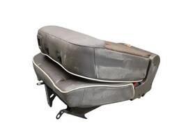Lr018186 Land Rover 10-12 Lr Range Hse Rear Right Side 2nd Row Leather Seat With Headrest Oem