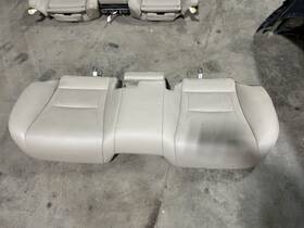215.le1x18 Lexus 2018 Ls500 Back Seat Bottom Tan Leather Trim Ld19