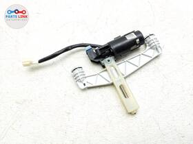 A2059700026 Mercedes 15-20 C63 S Amg W205 Front Right Or Left Seat Headrest Motor Actuator