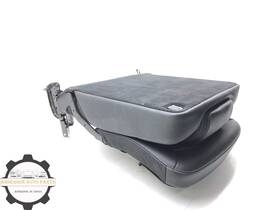 1301797 Mercedes-benz 2013-2016 Gl450 Right Passenger Rear 3rd Row Leather Seat Oem