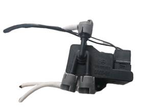 2028000578 Mercedes-benz Rear Seat Headrest Vacuum Actuator C220 C230 C280 C36 C43