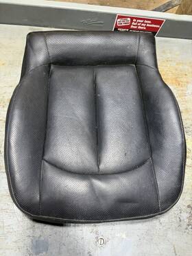 2099101450 Mercedes-benz 06-09 W209 Clk350 Clk550 Right Side Bottom Lower Seat Cushion Black Oem