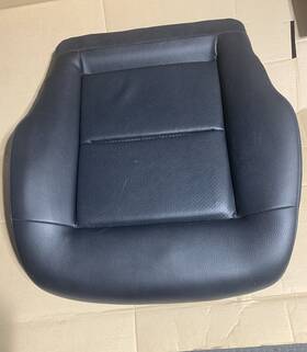 2129106610 Mercedes-benz 10-16 W212 E350 E400 Front Right Side Lower Seat Cushion Black Oem