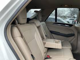 215.mb1313 Mercedes-benz Ml320 2013 Rear 60/40 Split Bench Seat Beige Leather Second Row 816556