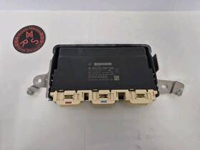 2229009106 Mercedes-benz 14-21 S-class Rear Seat Control Module With Bracket