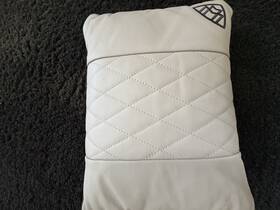 A2229202218 Mercedes-benz Maybach Oem W222 S Class W463 G Wagen Rear Lumbar Pillows Factory Color
