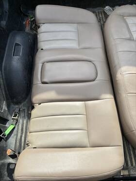 6423776 Mercury 2004 Grand Marquis Backseat Full Oem Original Stock Complete Brackets