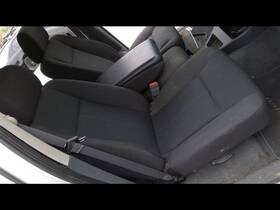 202-00966r Mitsubishi Passenger Front Seat Bucket 40/20/40 Fits 07-08 Raider 324117
