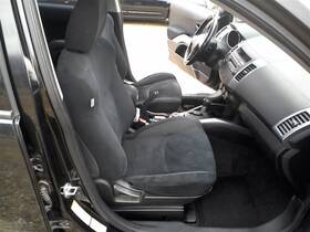 202-51228ar Mitsubishi Passenger Front Seat Right Black Cloth Manual Fits 07-08 Outlander 36253