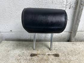 206.ms1323 Mitsubishi 2023 Eclipse Cross Center 2nd Row Headrest Black Vinyl Trim 38x Oem 206.ms1323 Mitsubishi 2023 Eclipse Cross Center 2nd Row Headrest Black Vinyl Trim 38x Oem