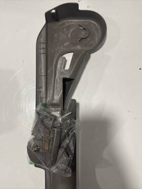 91140-43811 Mitsubishi 97-04 Montero Sport Front Manual Seat Trim Right Pass With Handles