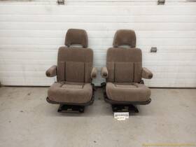 215.ms2c92 Mitsubishi Worldwide Delica L300 Van Pair Of Rear 2nd Second Row Cloth Seat Tan Fits 86-94