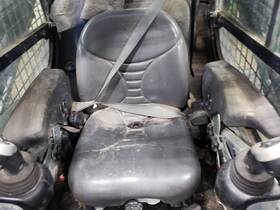 47501207 New Holland L225 Seat - Used P/n